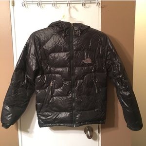 The North Face puffer jacket like new 🖤